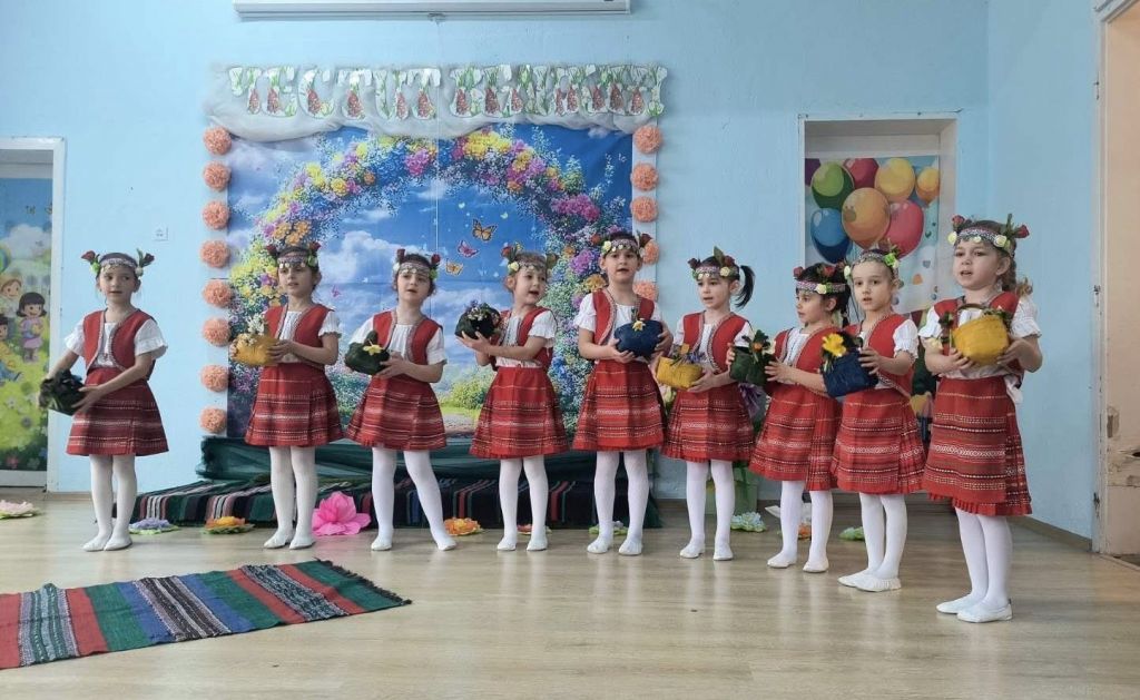 Лазаруване - ДГ №6 Еделвайс - Казанлък