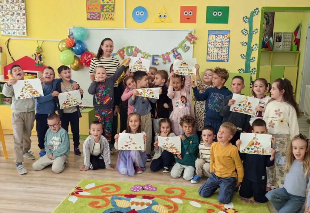 ОДК "Св. Иван Рилски'' Казанлък на гости в детската градина - ДГ №6 Еделвайс - Казанлък